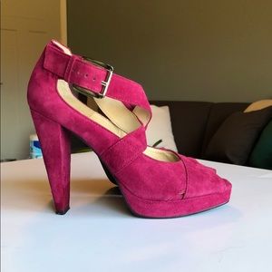 Michael Michael Kors raspberry suede platform pump